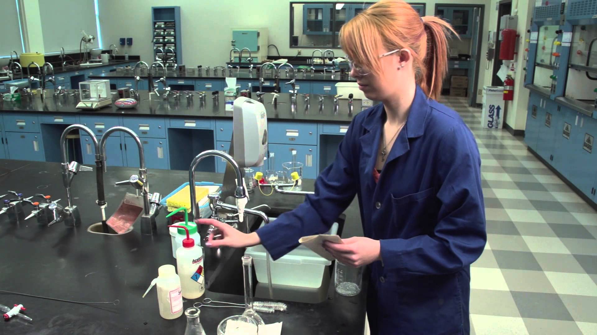 Perawatan Alat Gelas Laboratorium