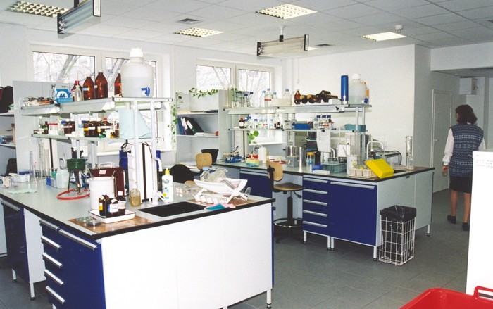 Aturan Keselamatan Kerja di Laboratorium