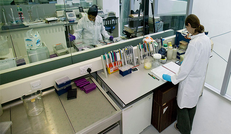 Aturan Keselamatan Kerja di Laboratorium